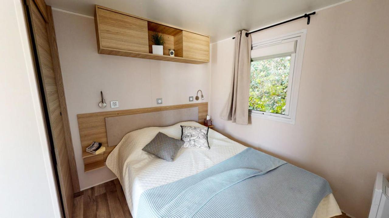 New Jungle Lake - Clim - Wifi - Draps & Serviettes - Bbq - 10' Des Plages Lattes Exterior photo