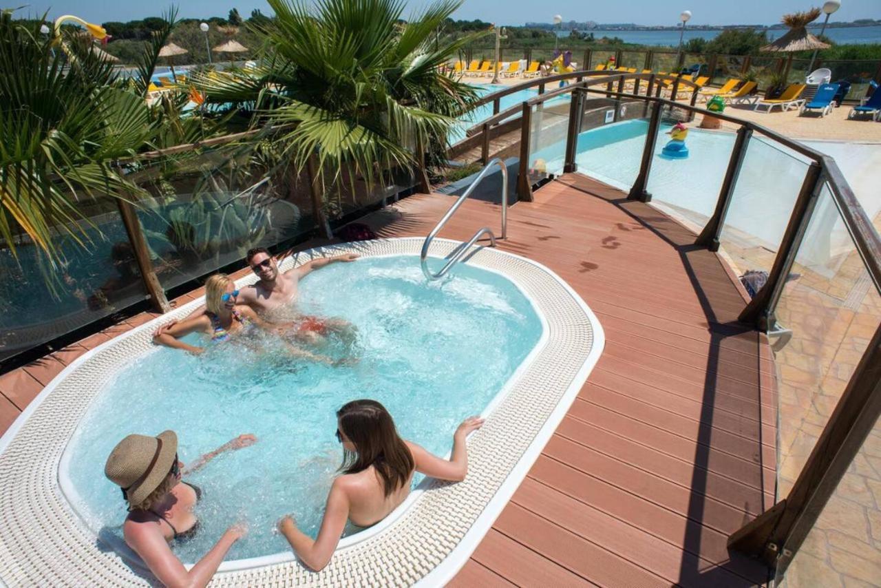 New Jungle Lake - Clim - Wifi - Draps & Serviettes - Bbq - 10' Des Plages Lattes Exterior photo