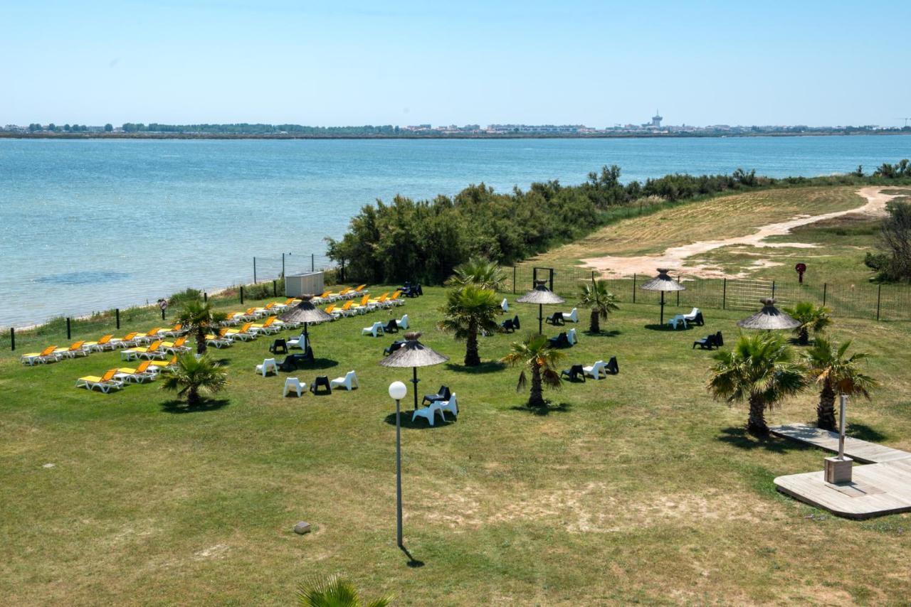 New Jungle Lake - Clim - Wifi - Draps & Serviettes - Bbq - 10' Des Plages Lattes Exterior photo